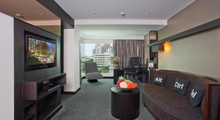Golden Tulip Mandison Suites