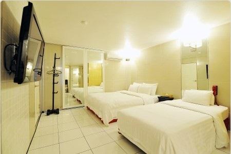 Plex Hotel