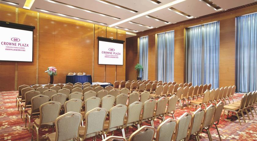 Отель Crowne Plaza Panda Garden Chengdu