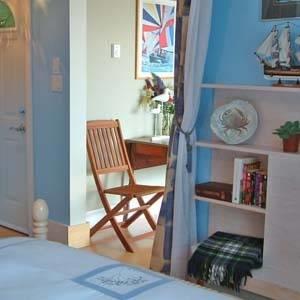 Апартаменты Orca View Cottage