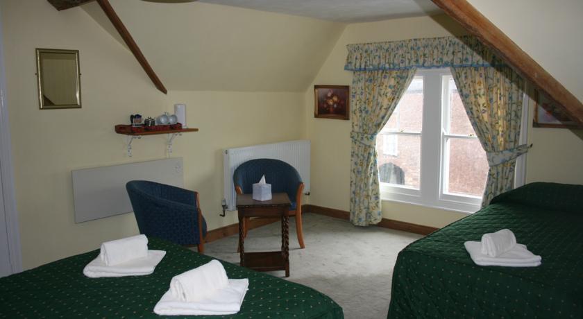 Отель Yarn Market Hotel