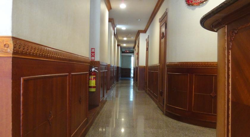 Отель Hua Yue Hotel