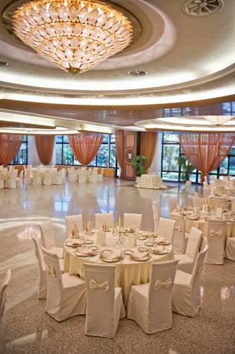 Отель Grand Hotel d'Aragona