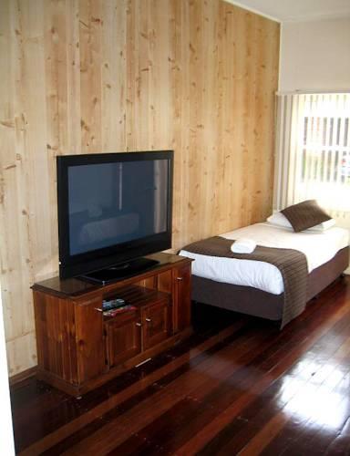 Отель Koala Tree Motel