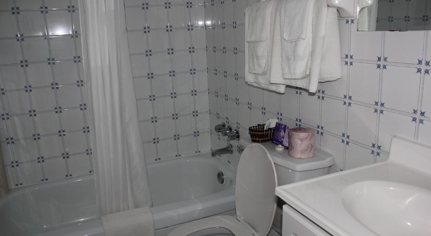 Отель Knights Inn Owen Sound