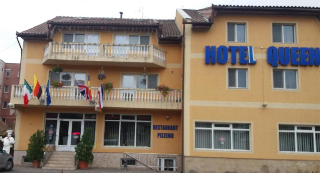 Отель Hotel Queen