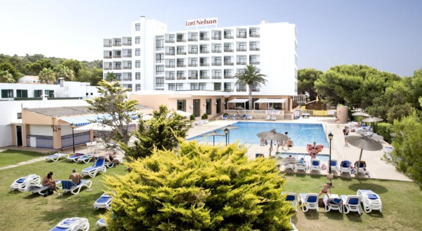 Отель Lord Nelson Hotel & Apartments