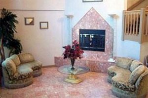 Отель Quality Suites Airport