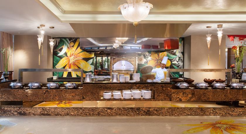 Отель The Trans Luxury Hotel Bandung
