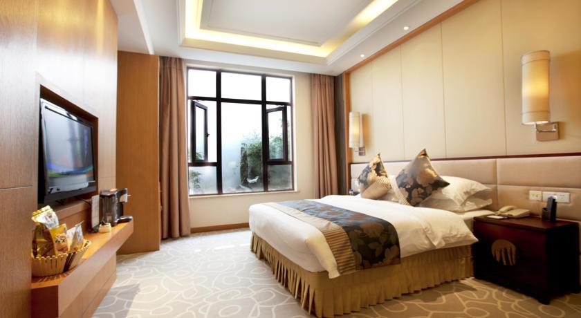 Отель Garden Hotel