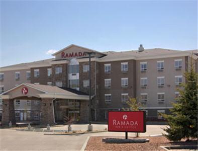 Отель Ramada Inn and Suites Drumheller
