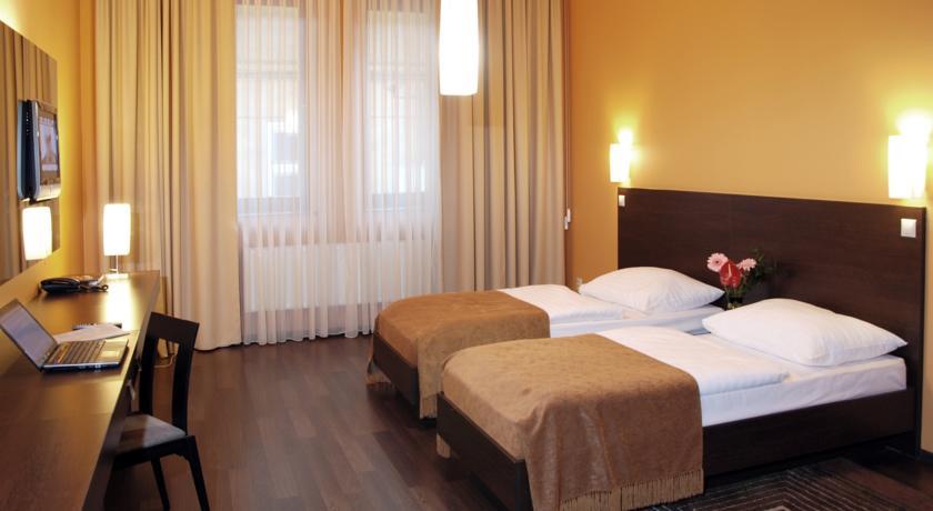 Отель Hotel Zlaty Dukat