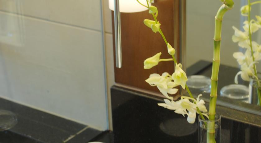 Отель Holiday Inn Qingdao City Centre