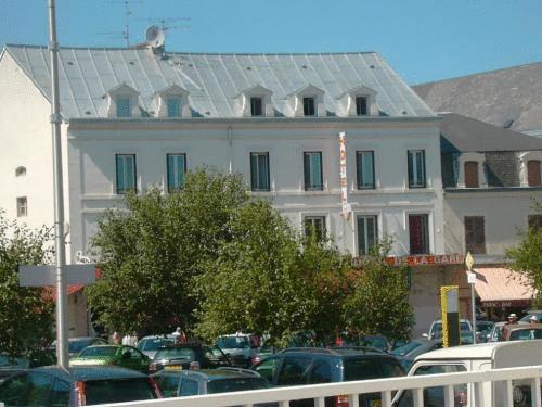 Отель Hotel De La Gare