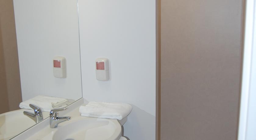 Отель Fasthotel Laval