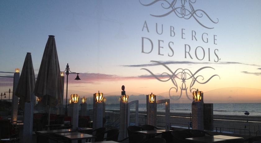 Отель Beach Hotel - Auberge des Rois