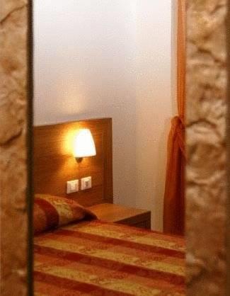 Отель Hotel Calinferno