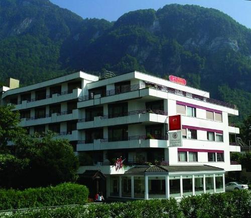 Отель Hotel Flora