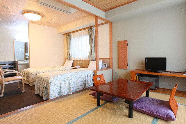 Отель Ryokan Hakura