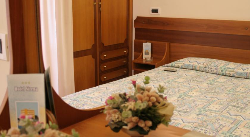 Отель Hotel Sirena