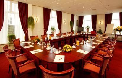 Отель Hotel Clarenwijck