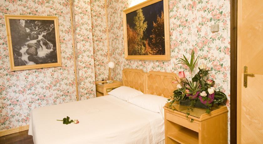 Отель Albergo Italia