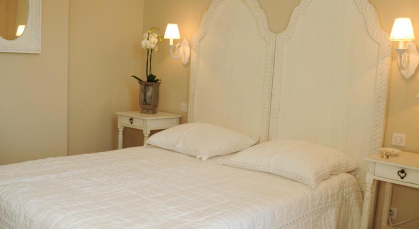 Отель Hotel Le Mas Saint Joseph