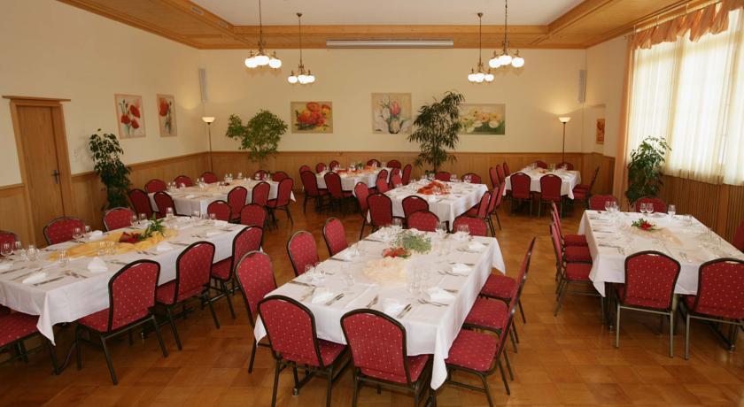 Отель Hotel Garni Emmental