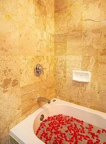 Отель Rajaburi Boutique Hotel