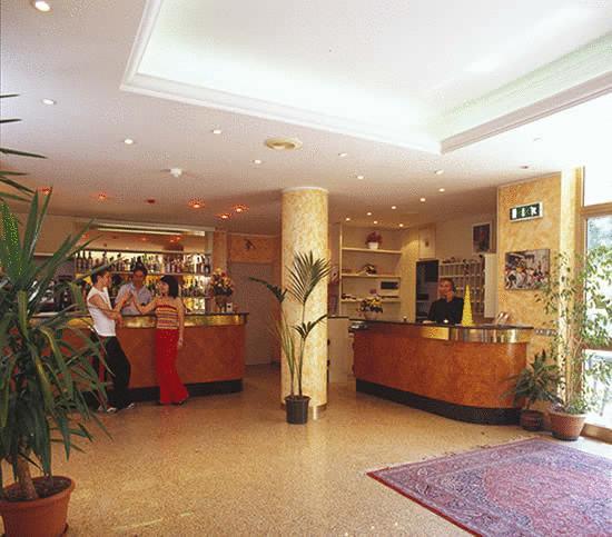 Отель Hotel Catignano