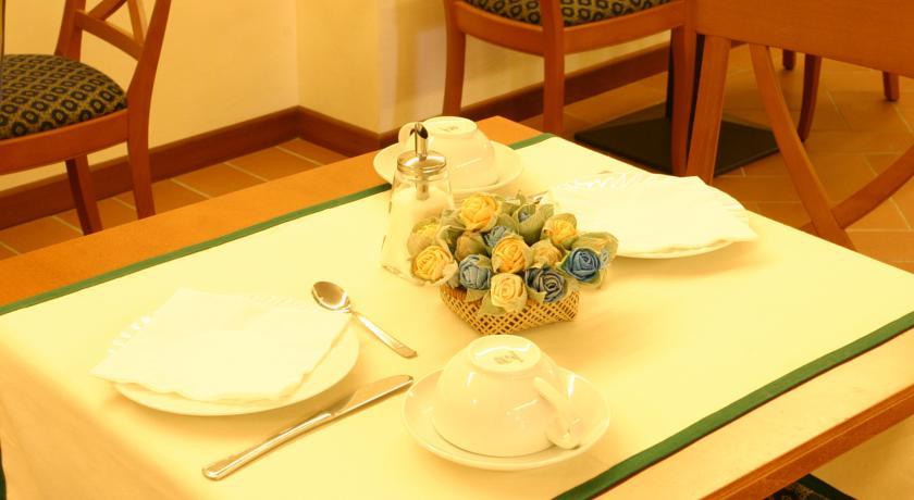 Отель Hotel Villa dei Bosconi