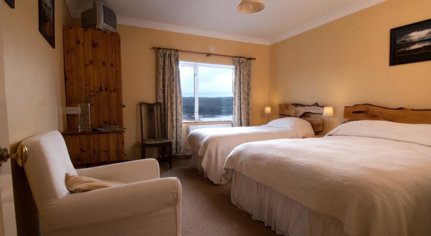 Мини-отель Sharamore House B&B
