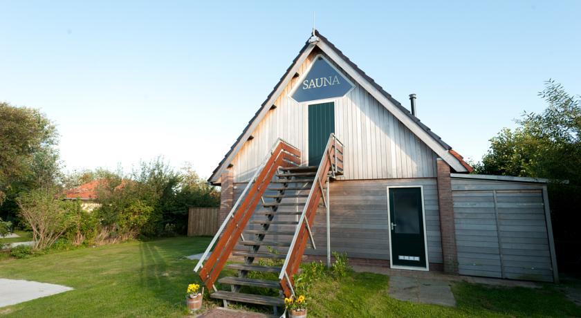 Апартаменты Terschelling Hotel Tjermelân