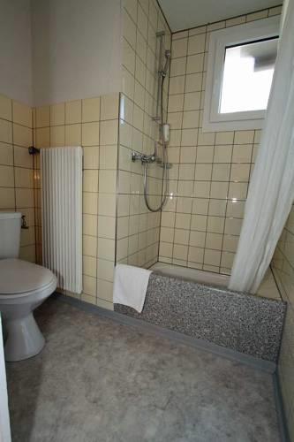 Отель Hotel Staubbach