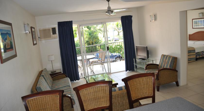 Апартаменты Reef Gateway Apartments