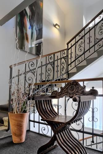 Отель Hotel Lago Di Garda