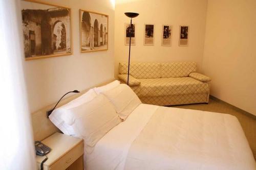 Отель Brianteo Hotel and Restaurant