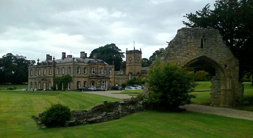 Отель Hartforth Hall Hotel