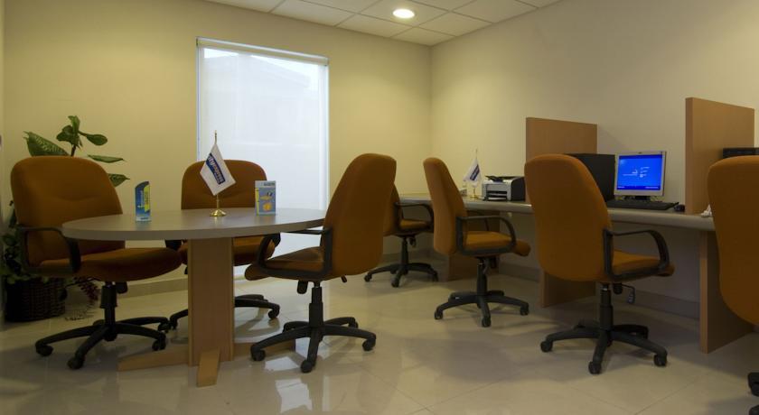 Отель City Express Mazatlán
