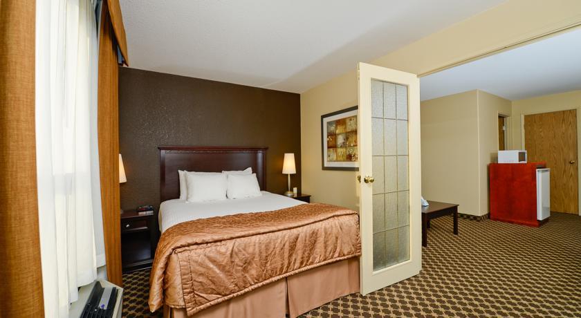 Отель Best Western Strathmore Inn