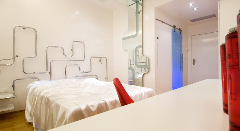 Отель Hotel Aurora Life in the City