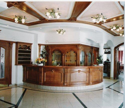 Отель Hotel Ariston