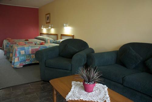 Отель South Pacific Resort Hotel