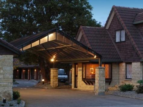 Отель Bentleys Motor Inn