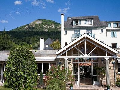 Отель Logis Hotel Les Cimes