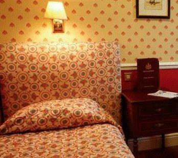 Отель The Royal Hotel