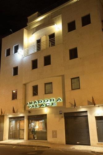 Отель Hotel Amadora Palace