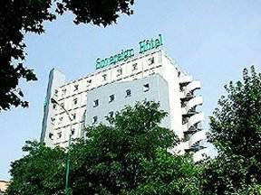 Отель Hôtel Sovereign Saint-Ouen