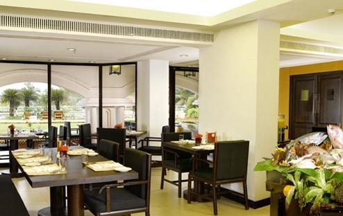 Отель The Gateway Hotel Varkala
