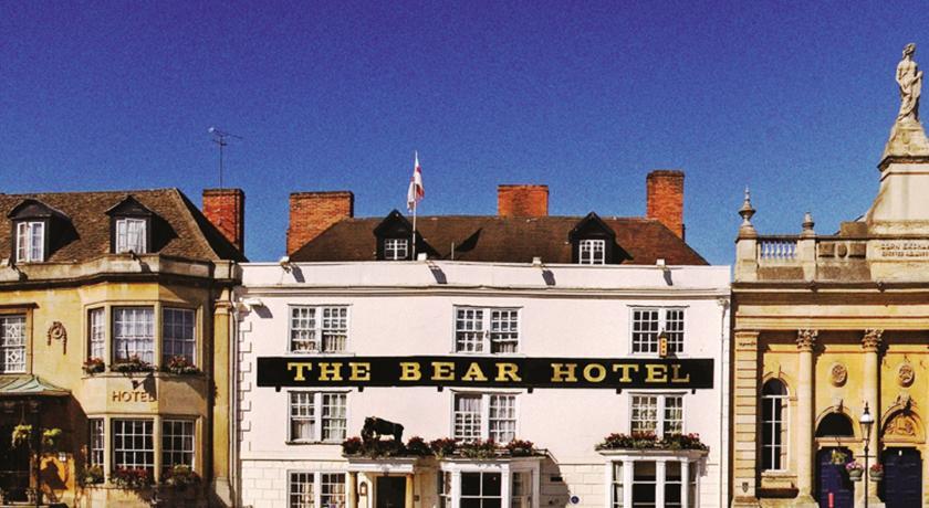 Отель The Bear Hotel